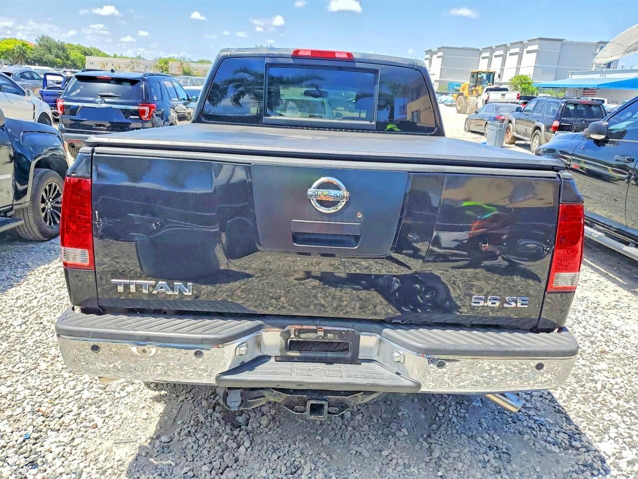 2006 NISSAN TITAN