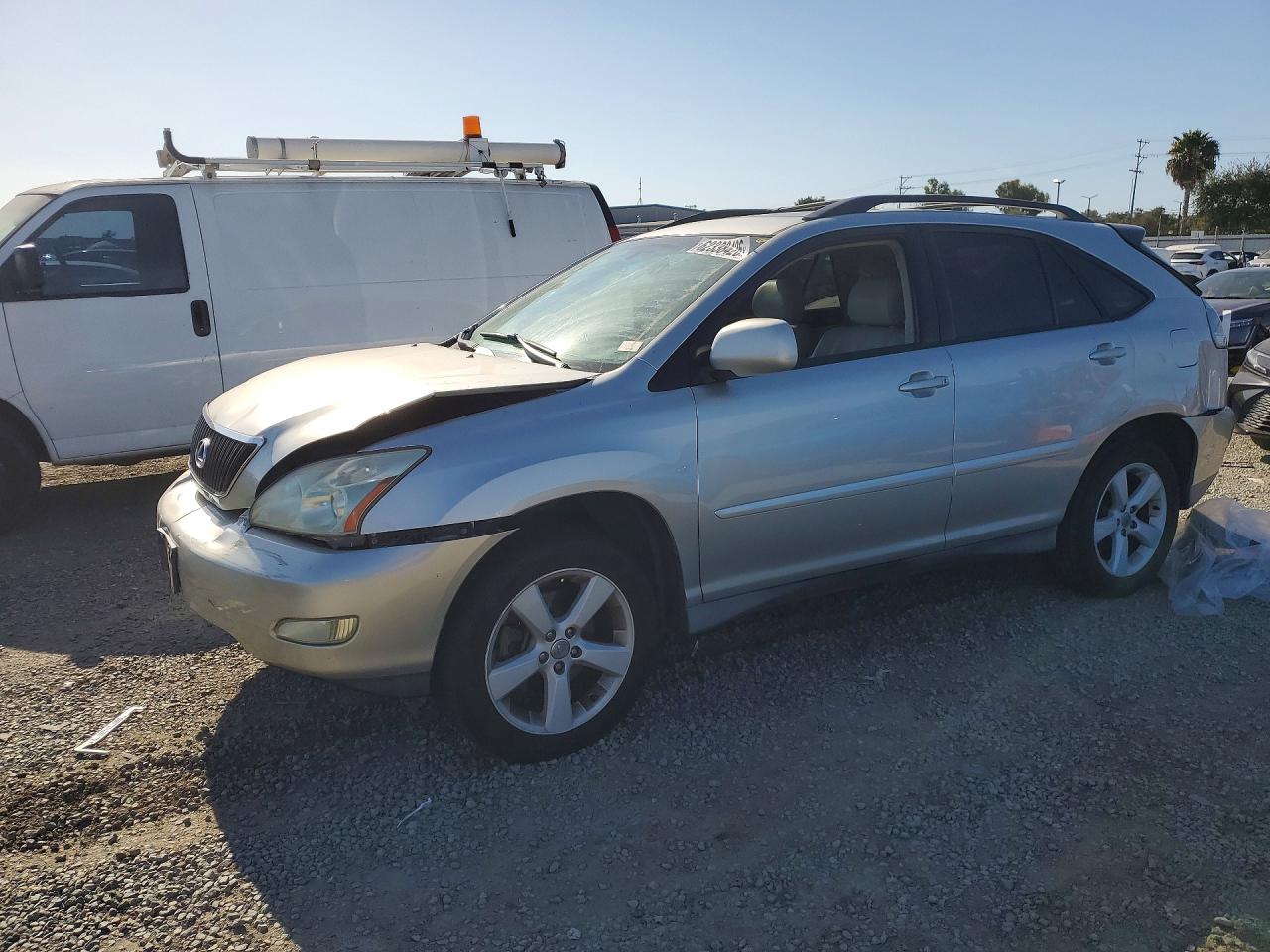 2005 LEXUS RX330