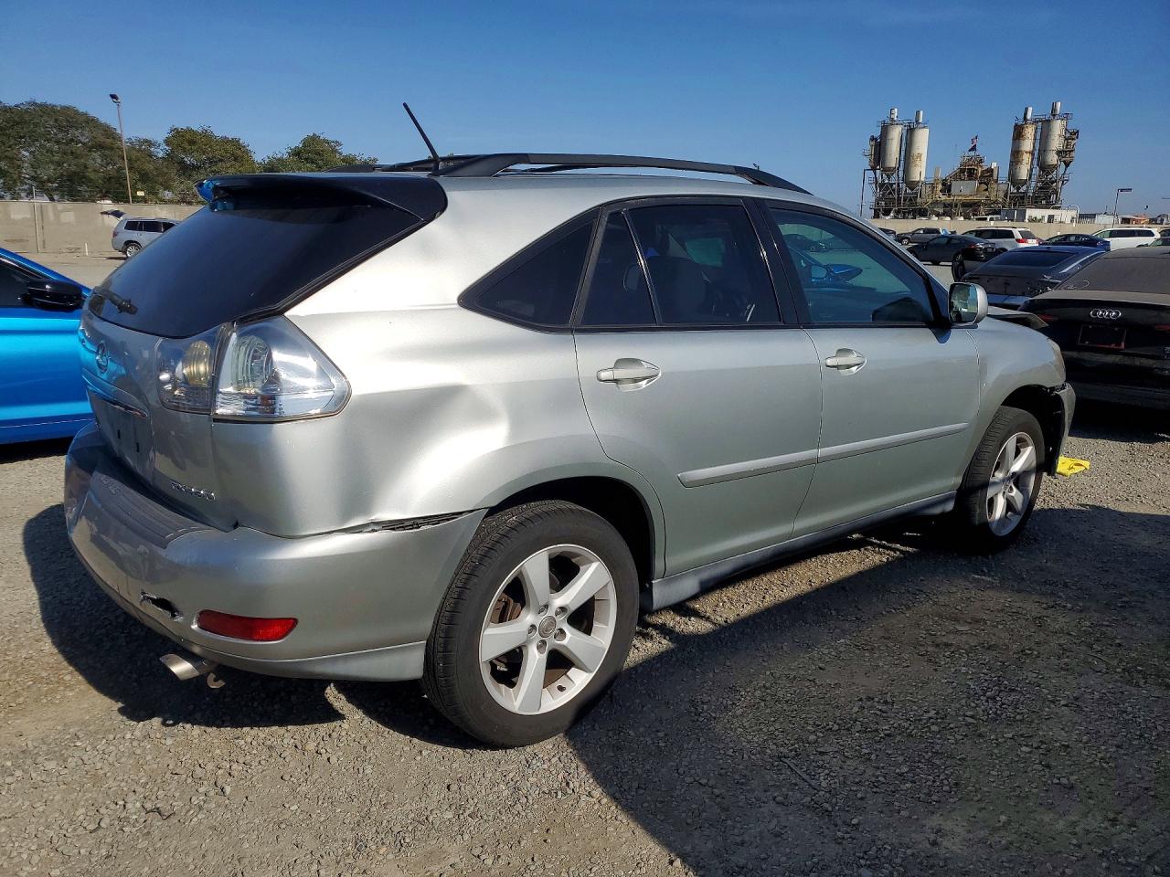 2005 LEXUS RX330