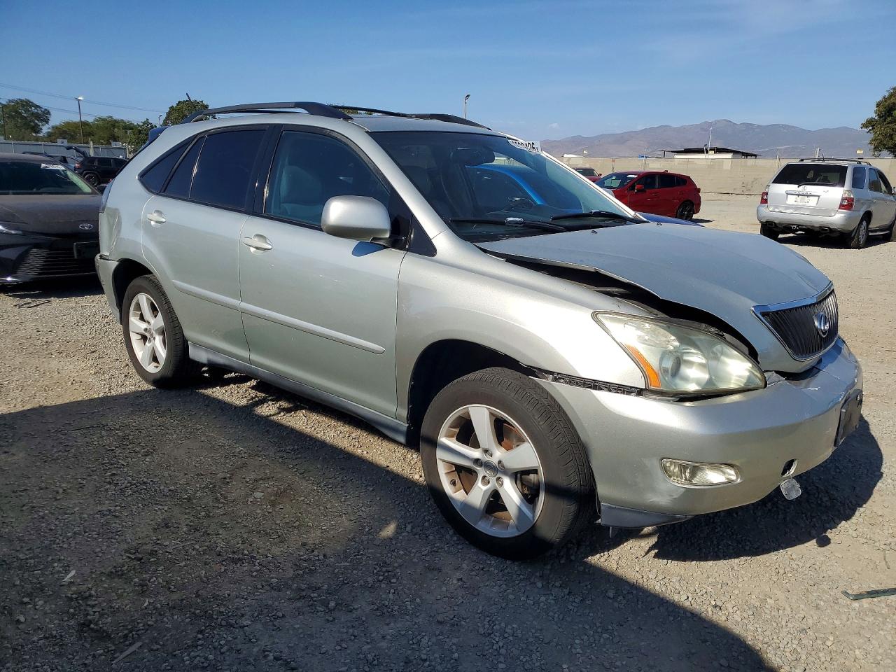 2005 LEXUS RX330