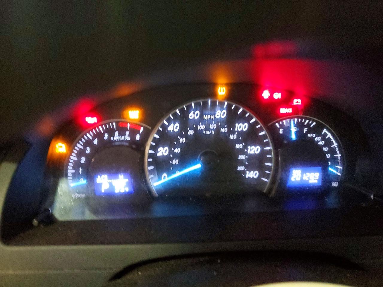 2012 TOYOTA CAMRY