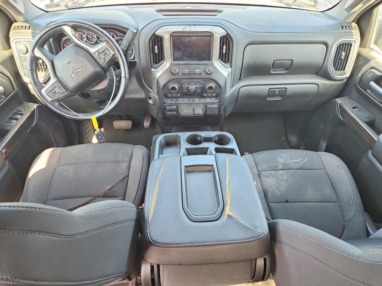2021 CHEVROLET SILVERADO