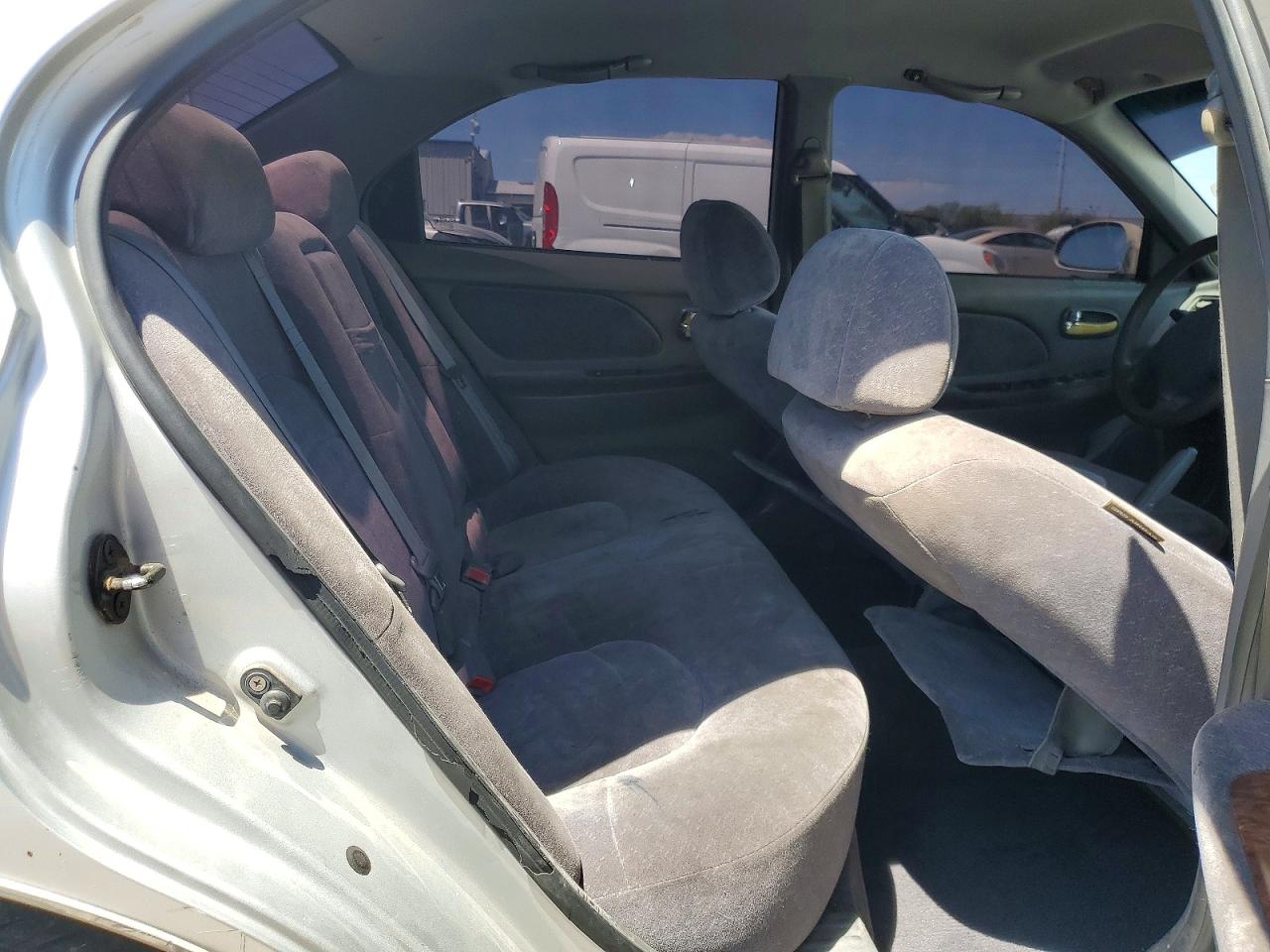 2000 HYUNDAI SONATA