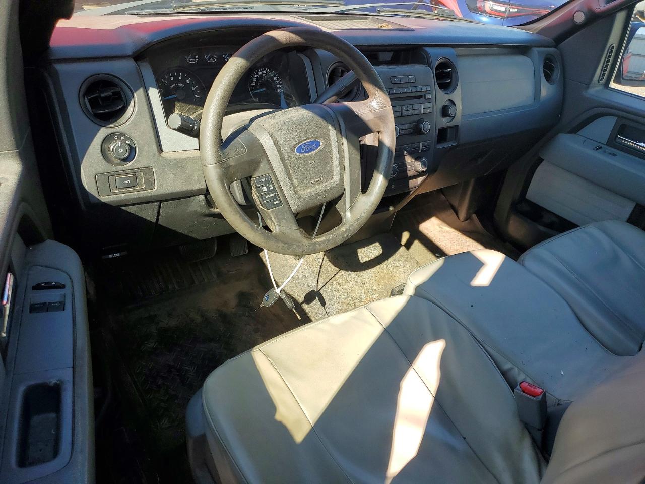2013 FORD F150