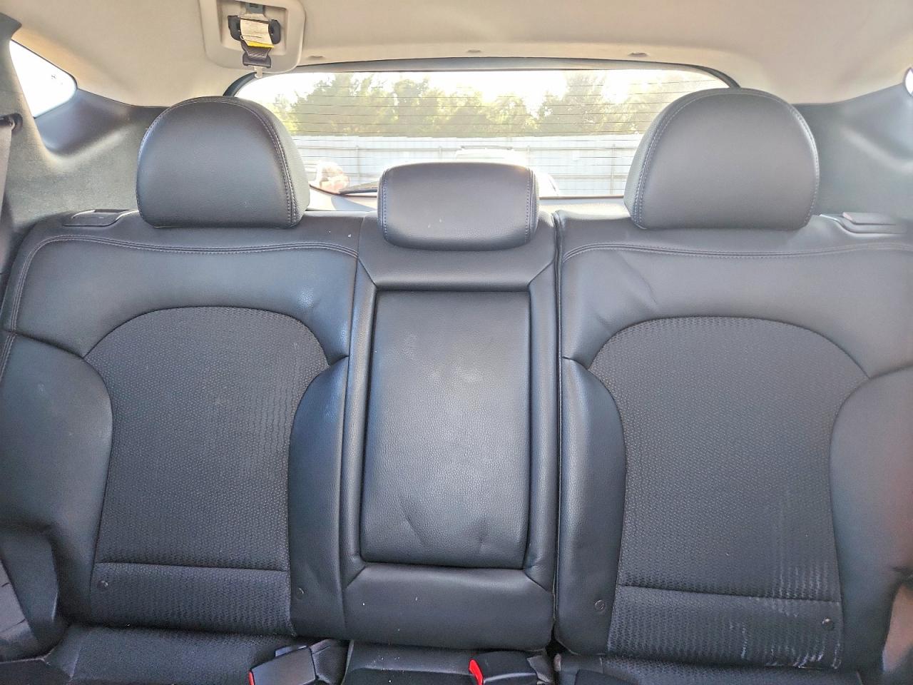 2011 HYUNDAI TUCSON