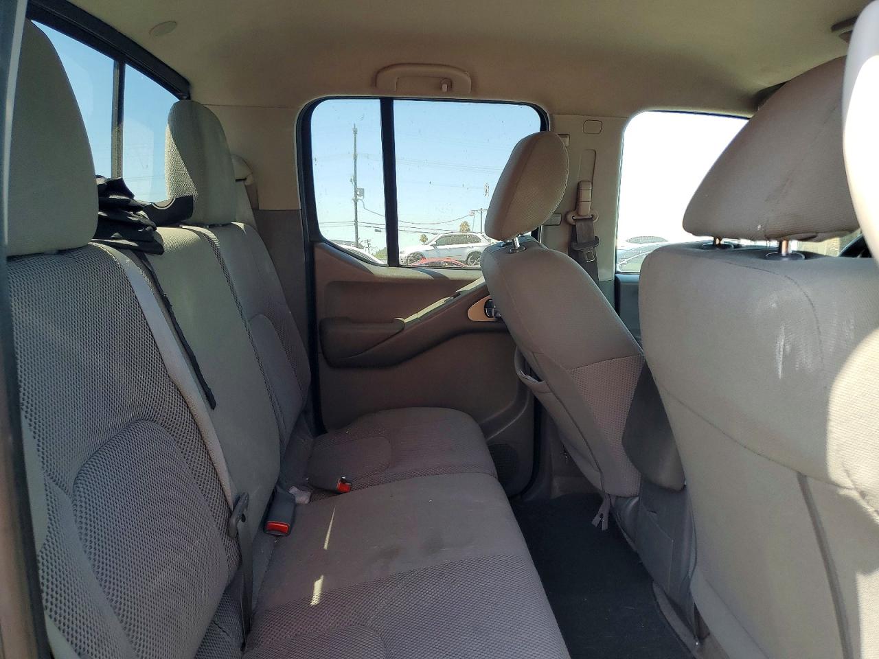 2018 NISSAN FRONTIER