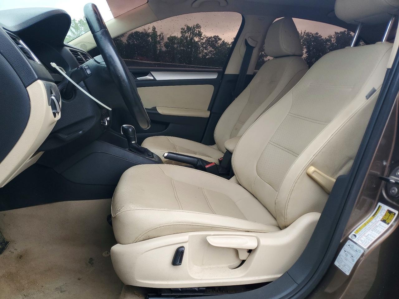 2014 VOLKSWAGEN JETTA