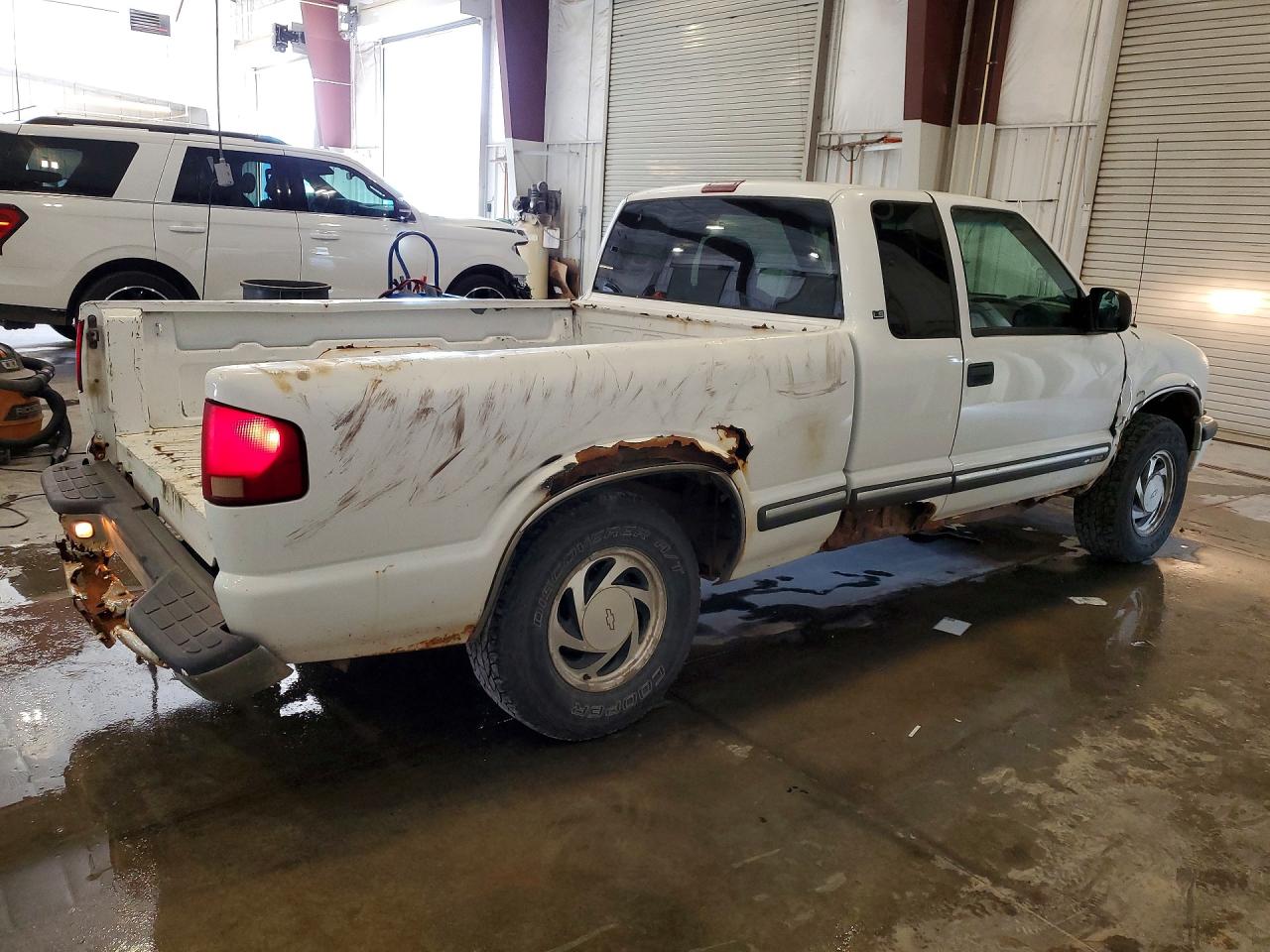 2001 CHEVROLET S10
