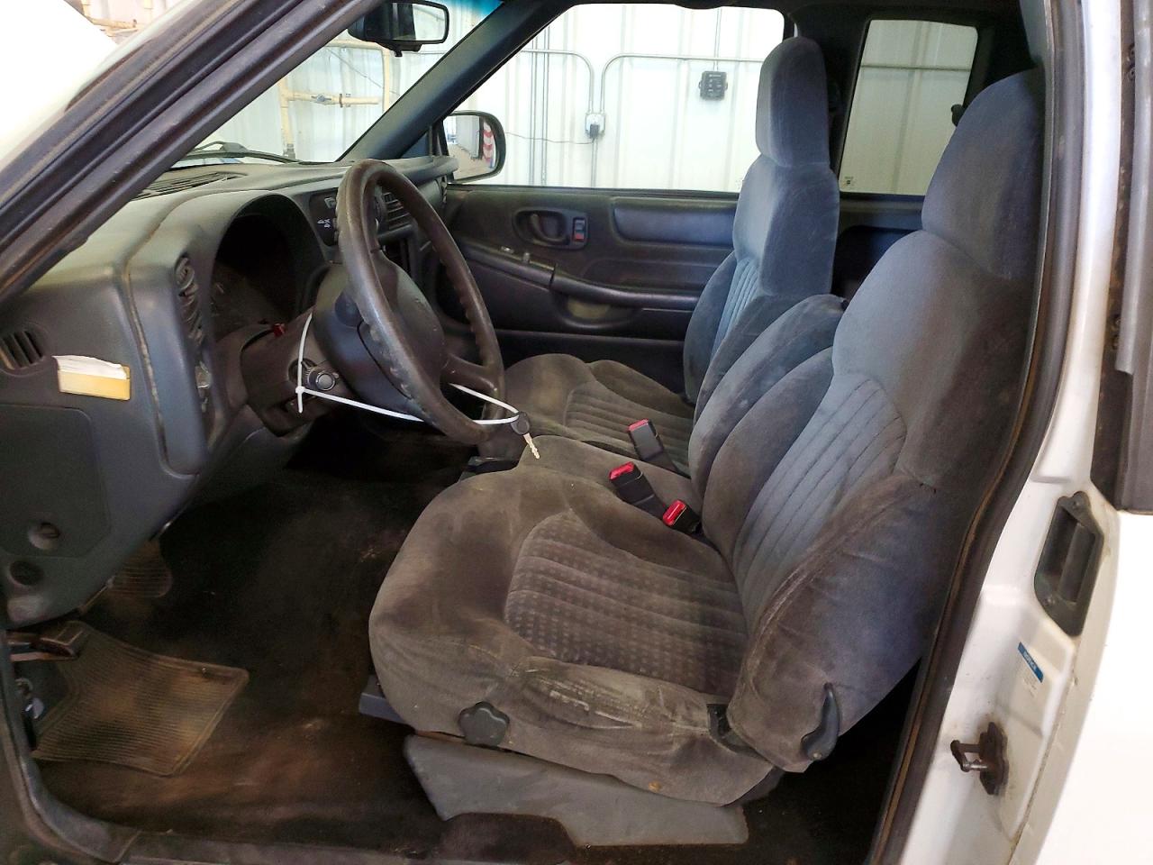 2001 CHEVROLET S10