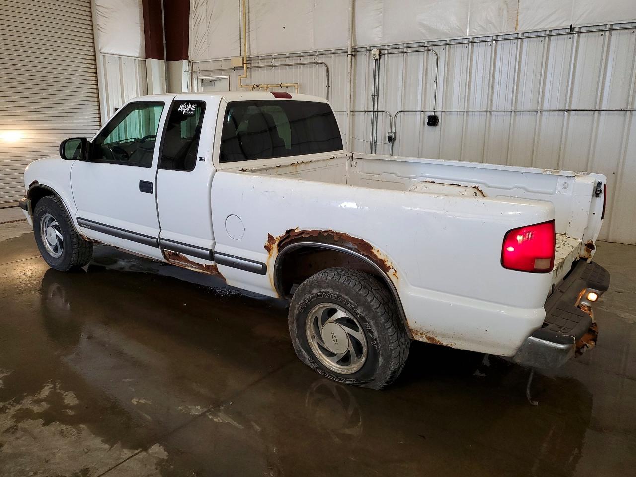 2001 CHEVROLET S10