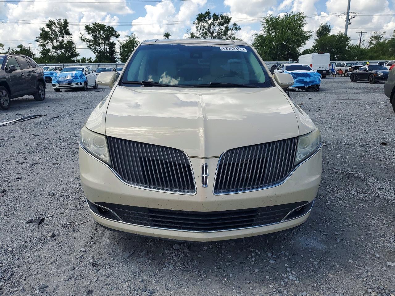 2014 LINCOLN MKT