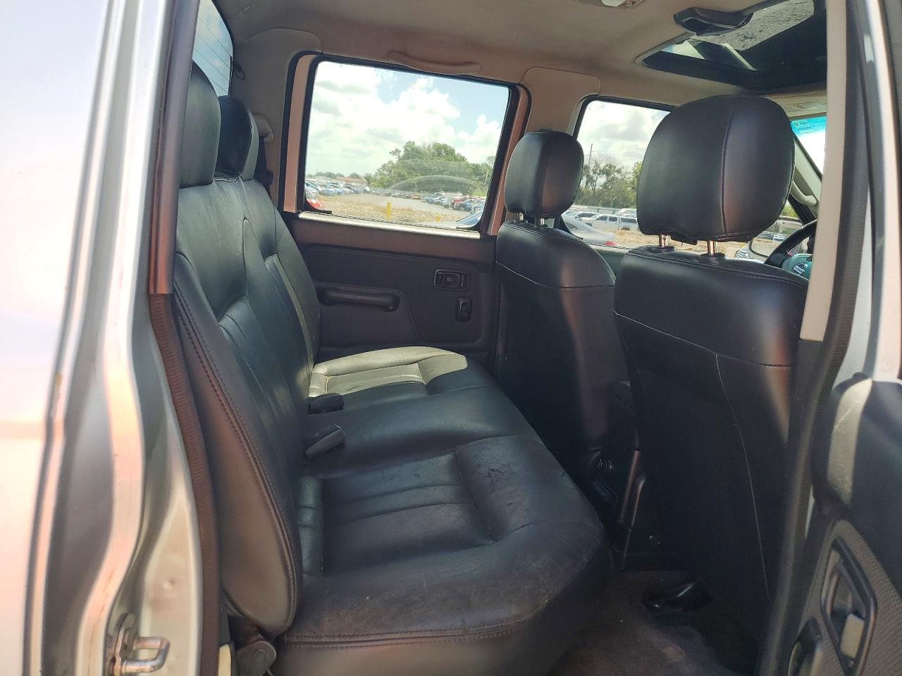 2002 NISSAN FRONTIER