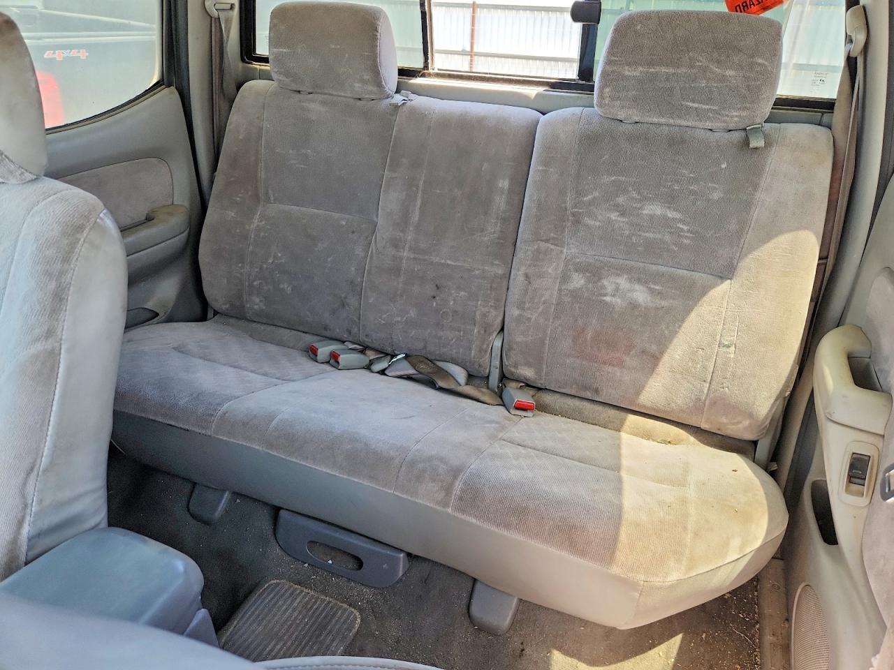 2002 TOYOTA TACOMA