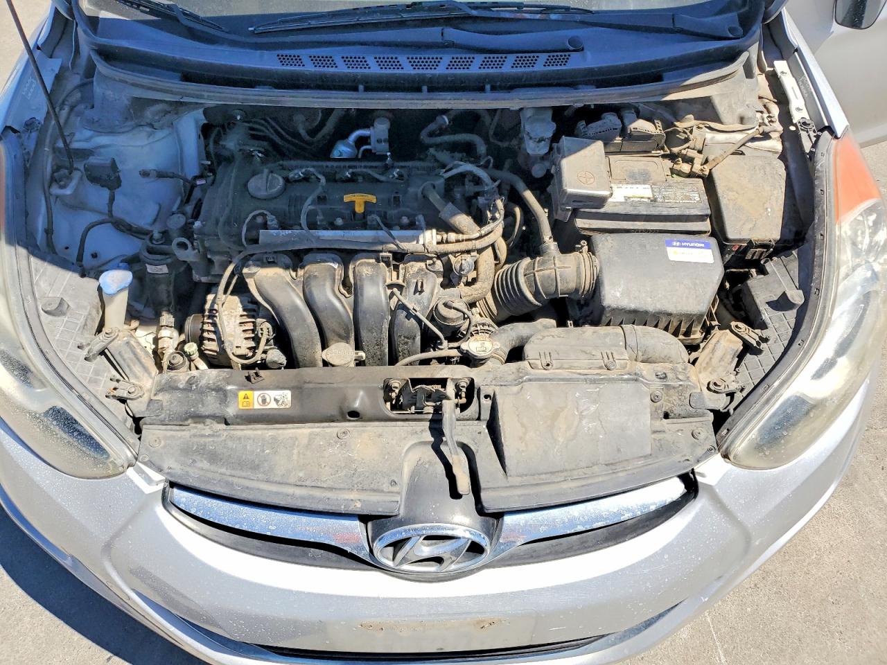 2012 HYUNDAI ELANTRA