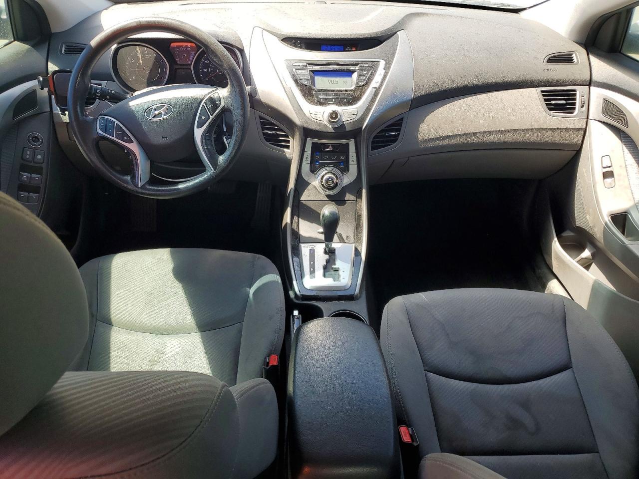 2012 HYUNDAI ELANTRA