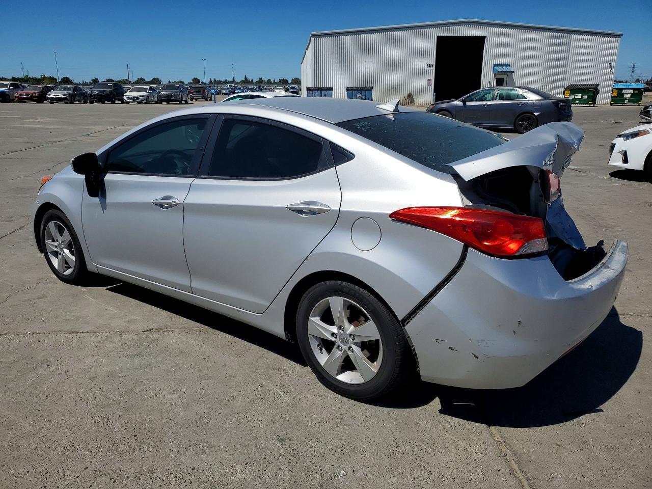 2012 HYUNDAI ELANTRA
