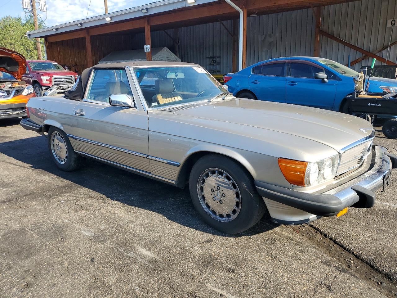 1986 MERCEDES-BENZ SL-CLASS