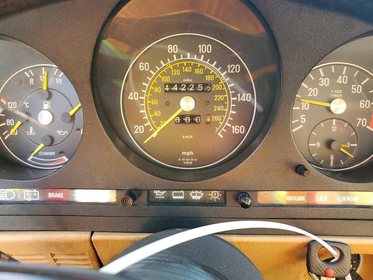 1986 MERCEDES-BENZ SL-CLASS