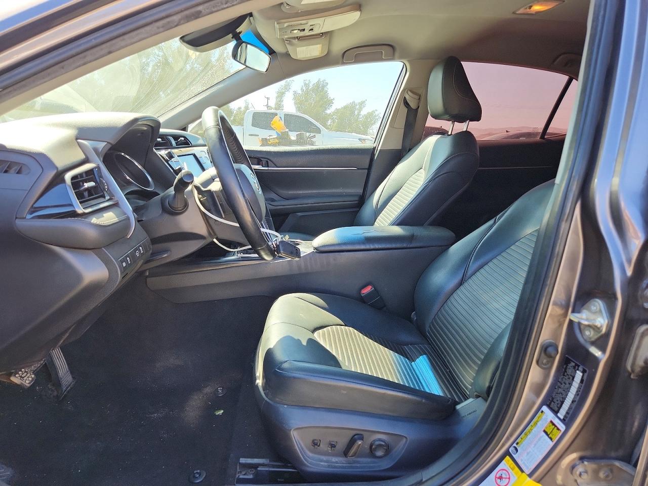 2019 TOYOTA CAMRY