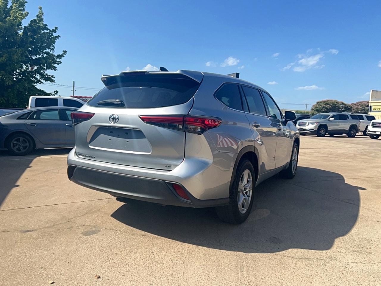 2022 TOYOTA HIGHLANDER