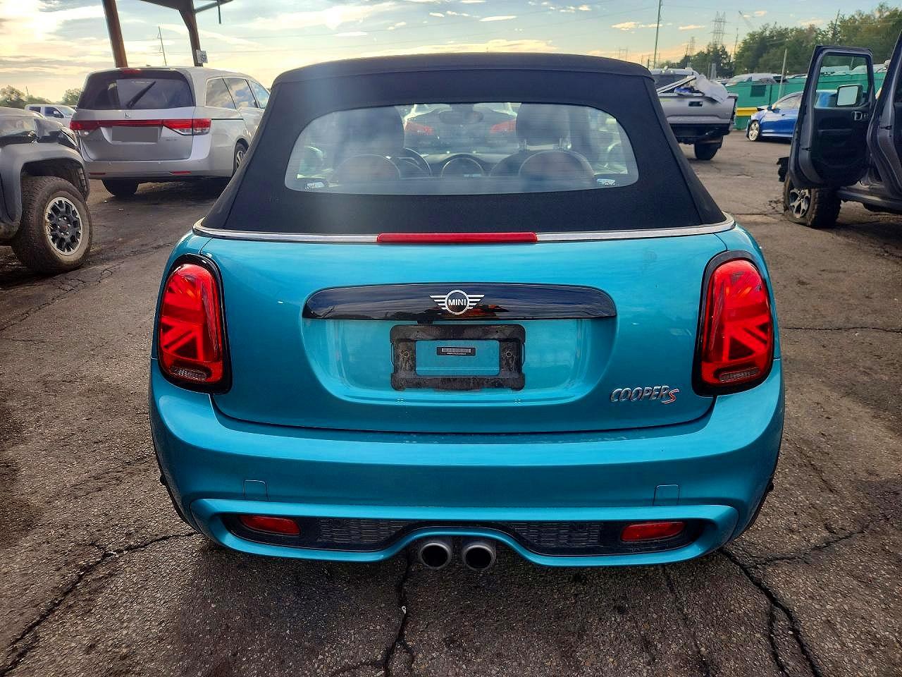 2021 MINI COOPER