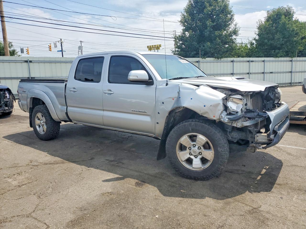 2013 TOYOTA TACOMA