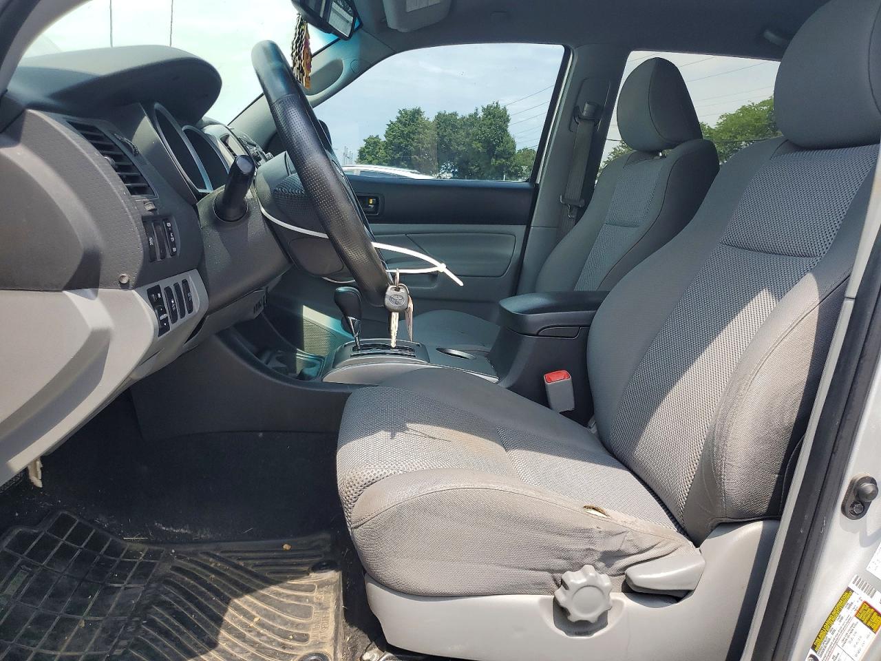 2013 TOYOTA TACOMA