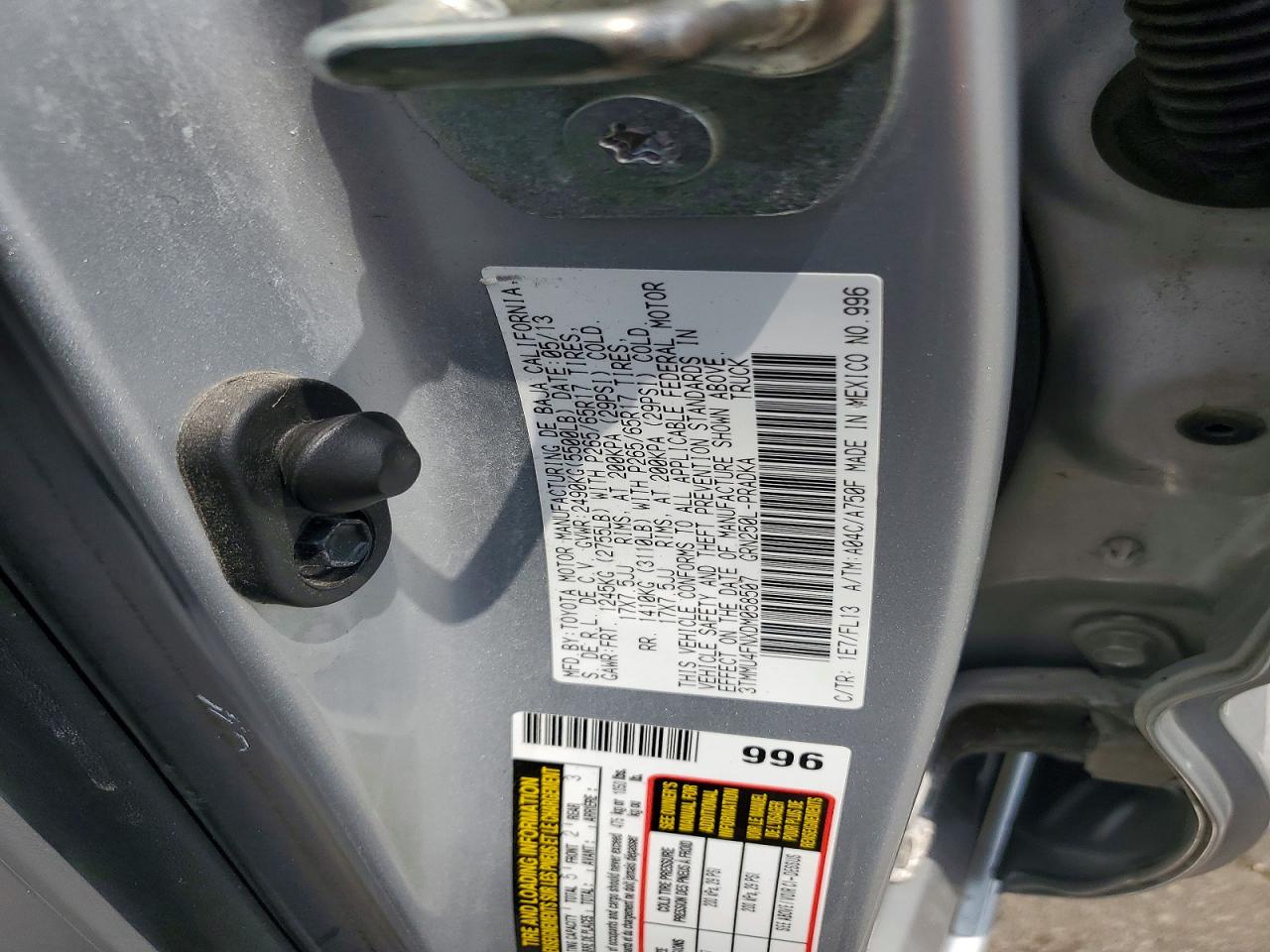 2013 TOYOTA TACOMA