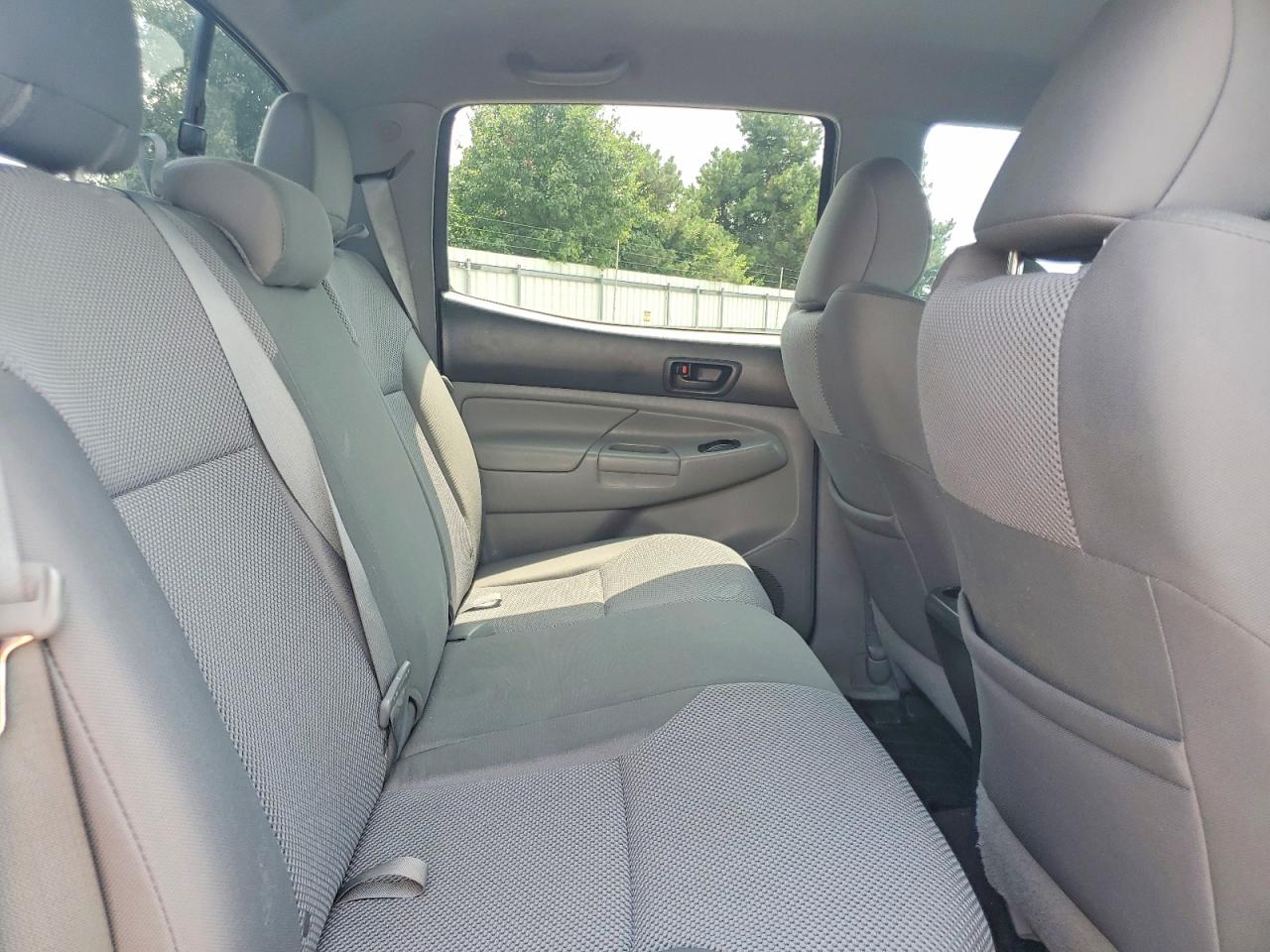 2013 TOYOTA TACOMA