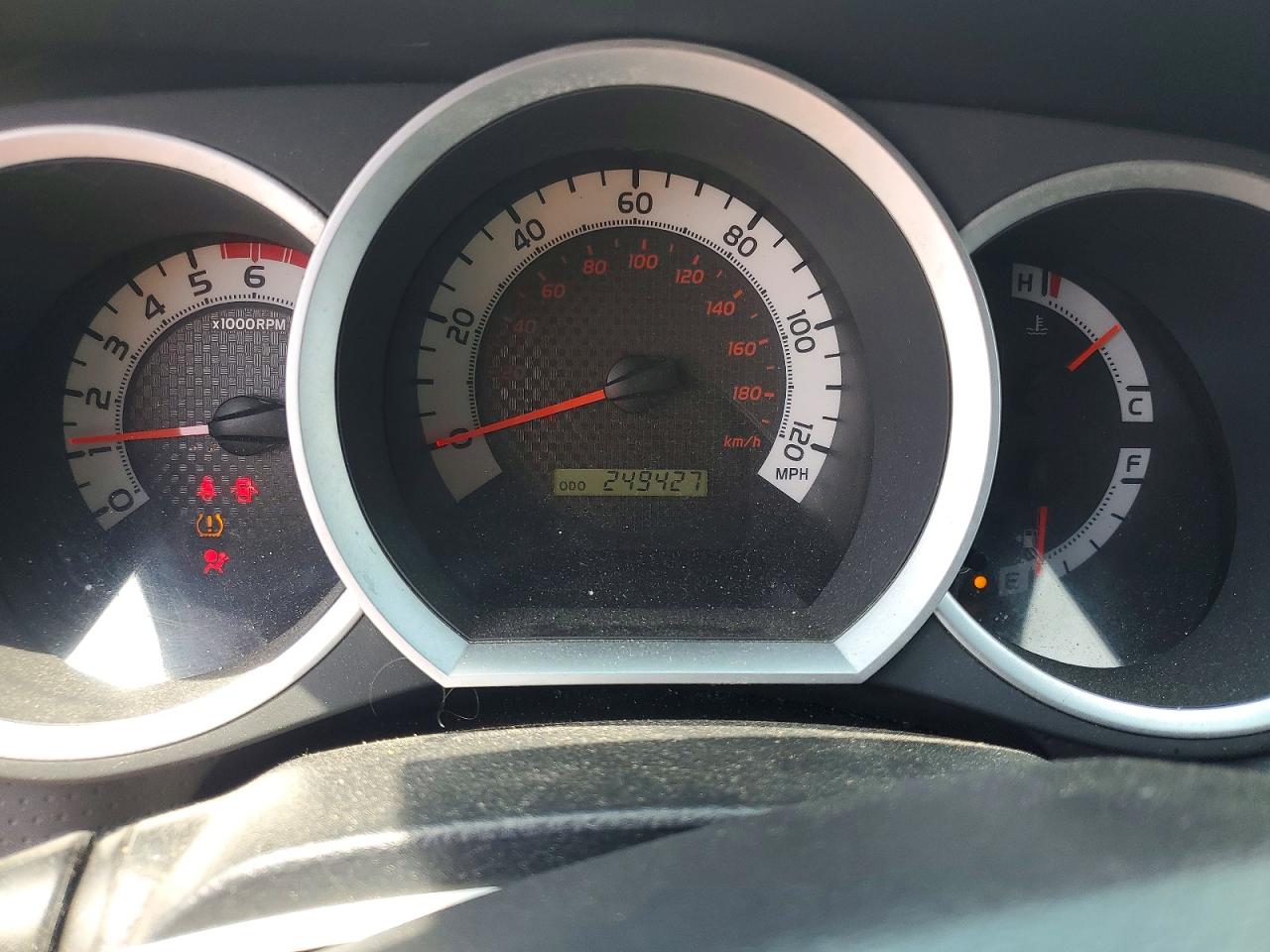 2013 TOYOTA TACOMA