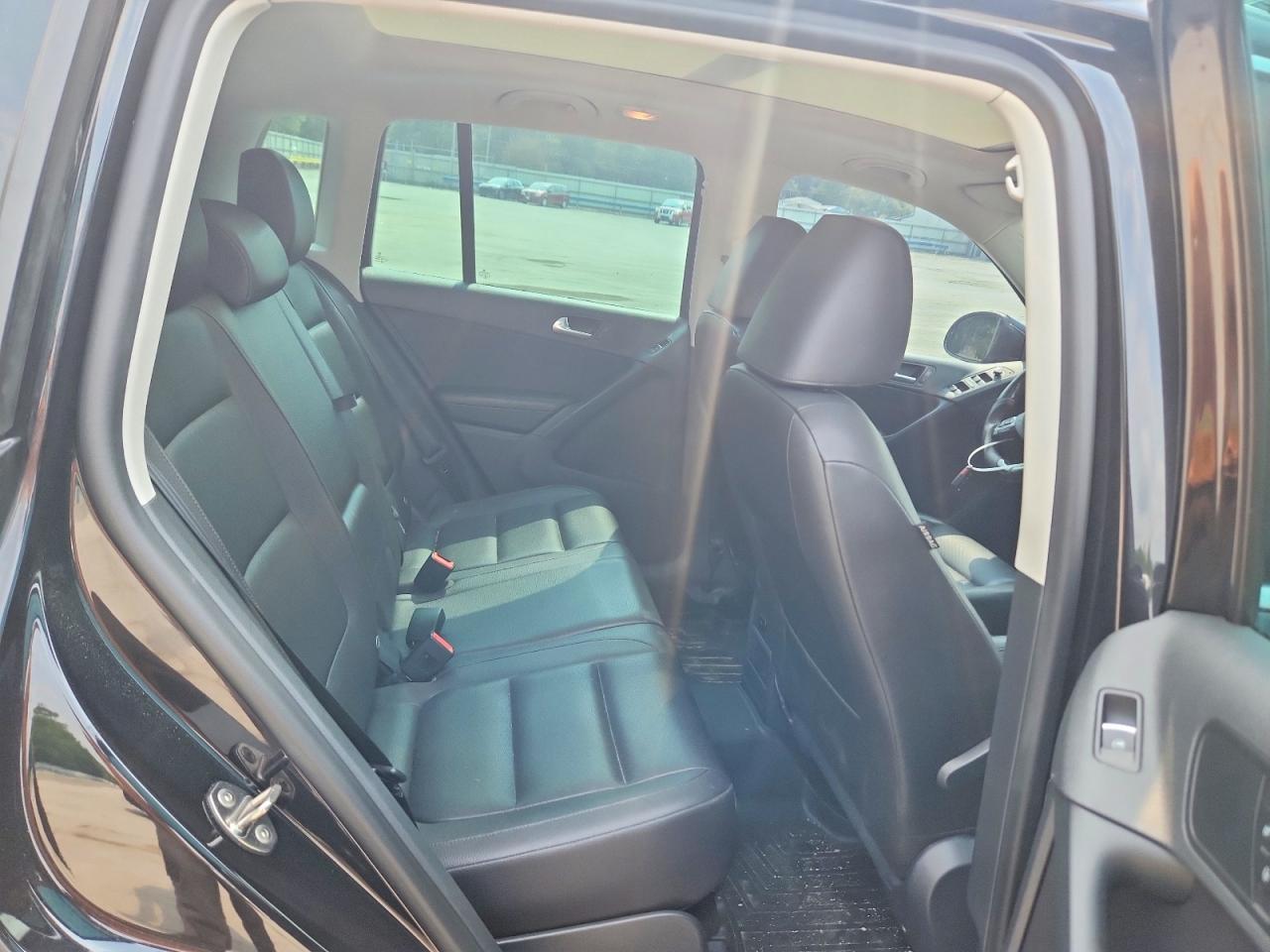 2015 VOLKSWAGEN TIGUAN