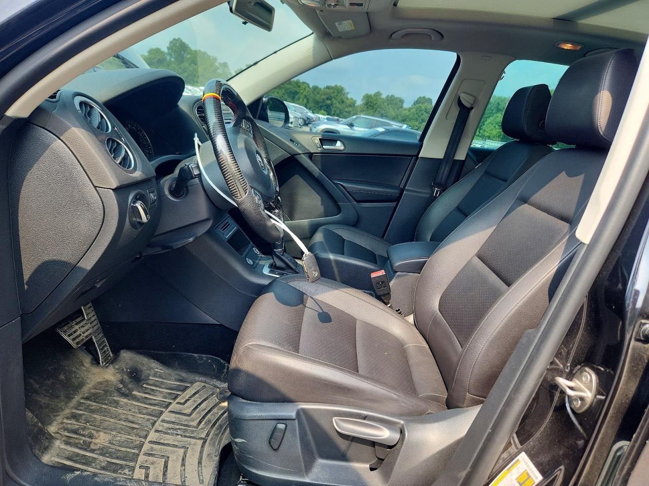 2015 VOLKSWAGEN TIGUAN