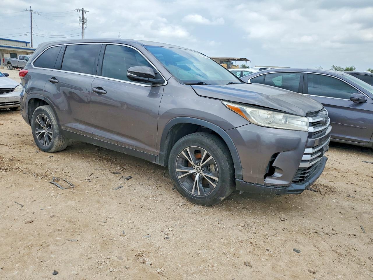 2019 TOYOTA HIGHLANDER