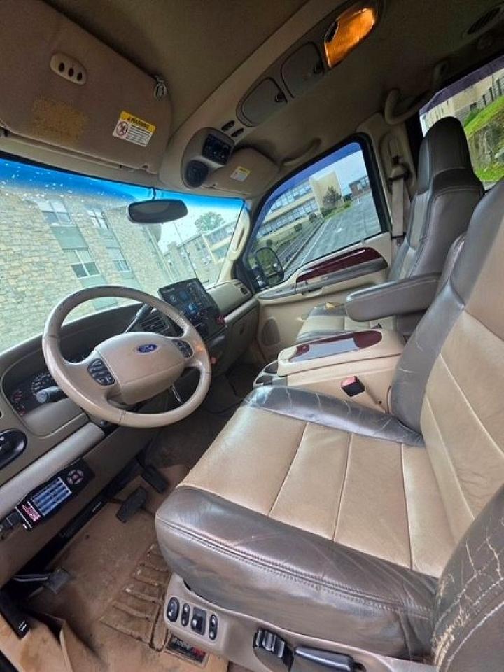 2003 FORD EXCURSION