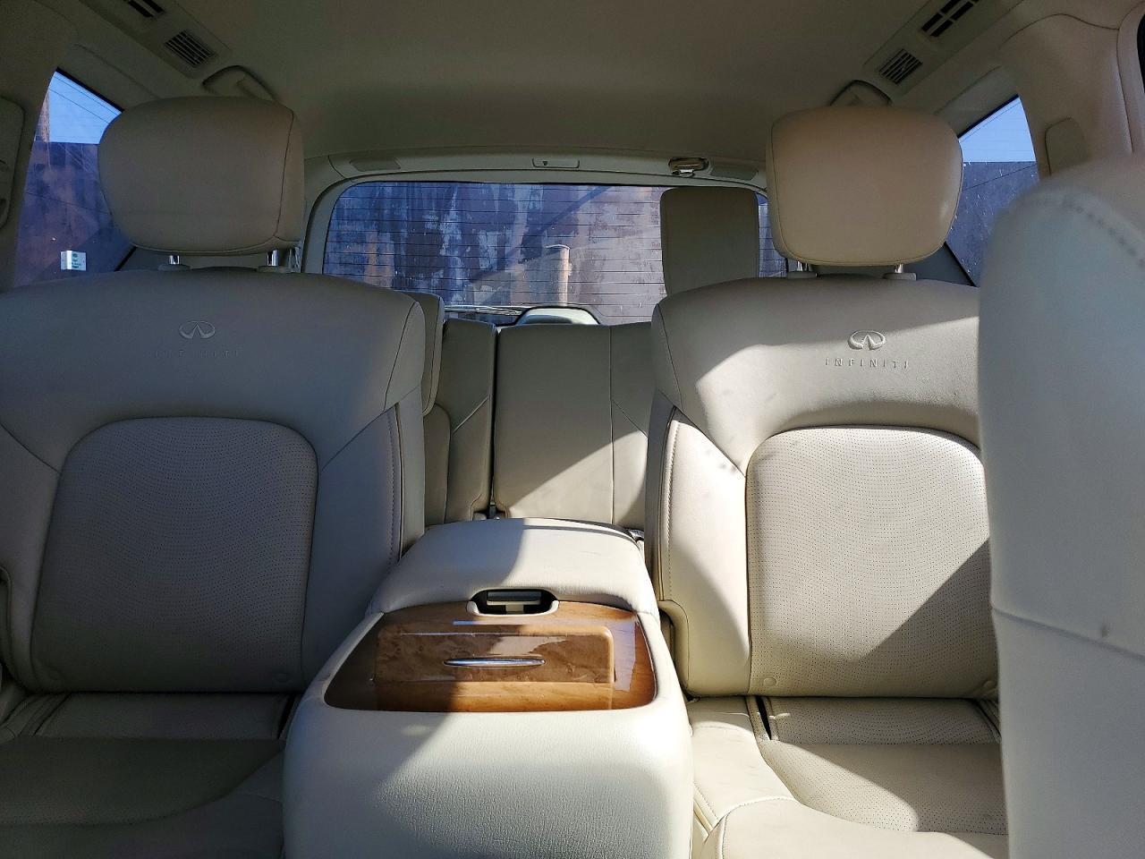 2012 INFINITI QX56
