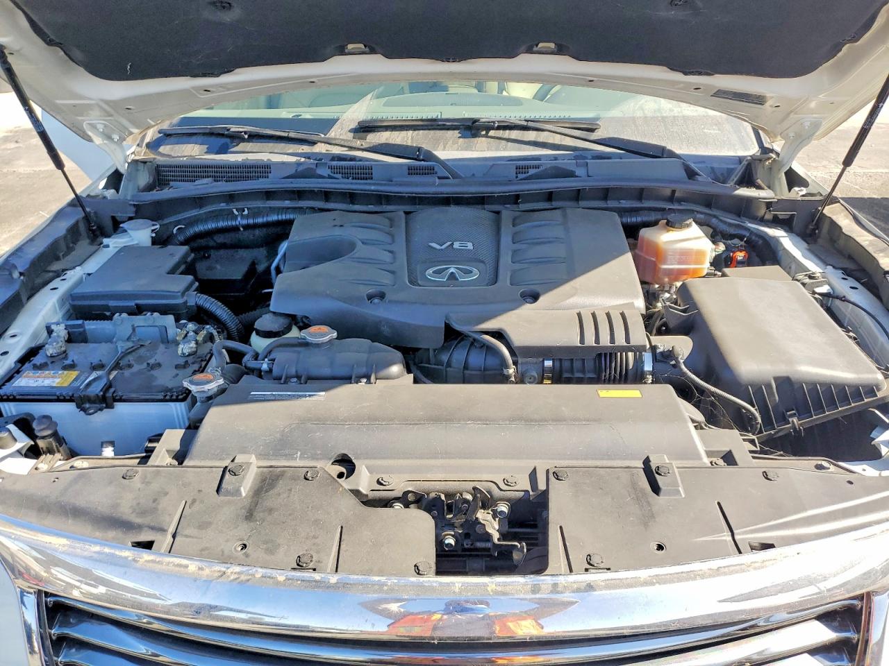 2012 INFINITI QX56