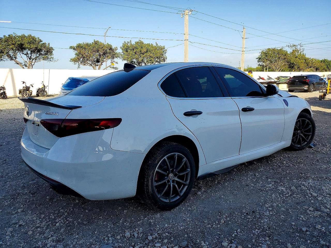 2018 ALFA ROMEO GIULIA