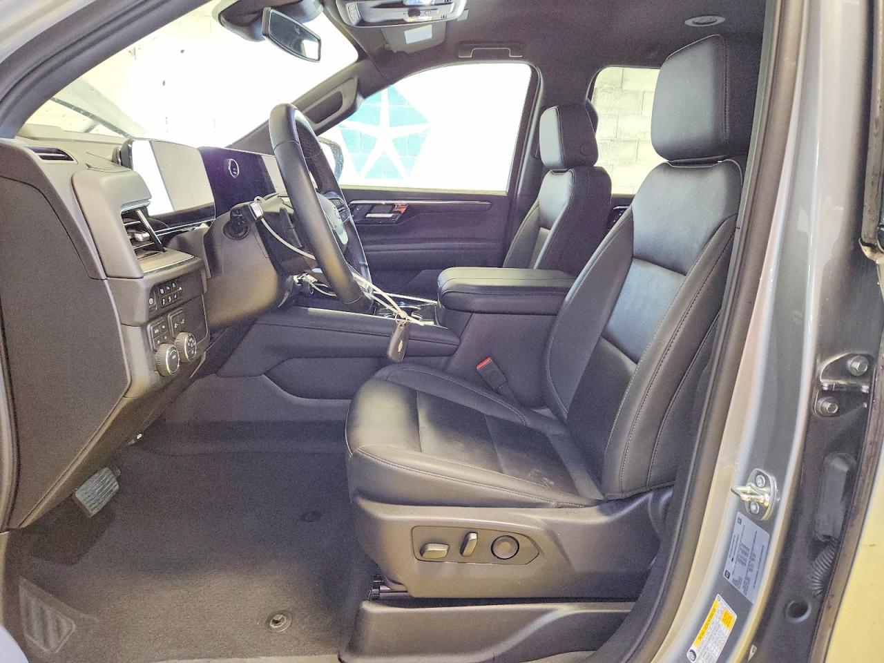 2025 CHEVROLET SUBURBAN