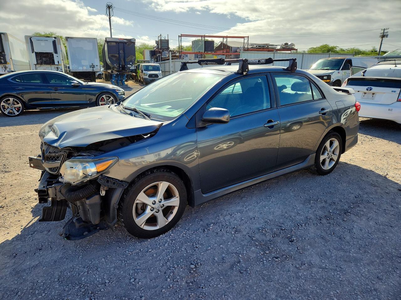 2013 TOYOTA COROLLA