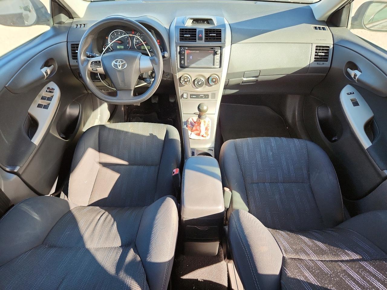 2013 TOYOTA COROLLA