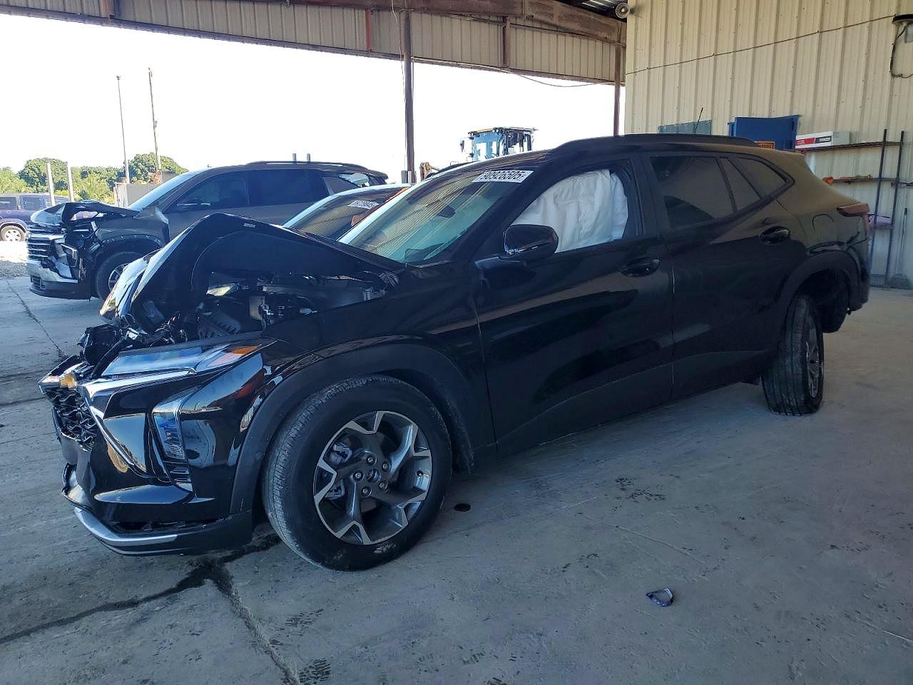 2026 CHEVROLET TRAX