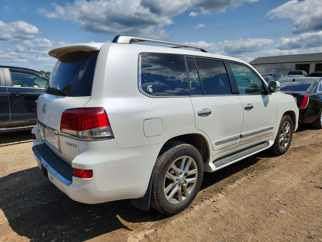 2013 LEXUS LX570