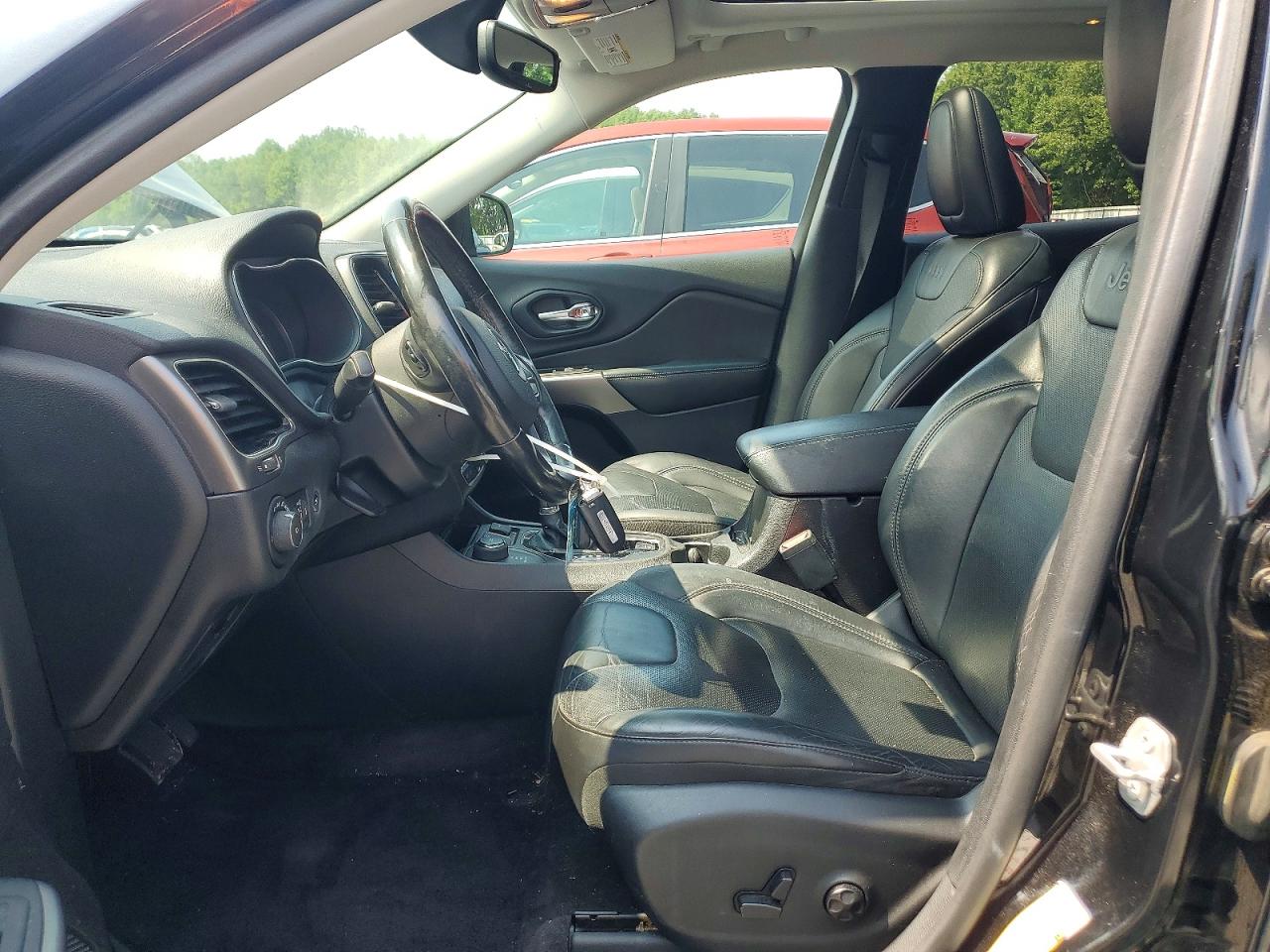 2019 JEEP CHEROKEE