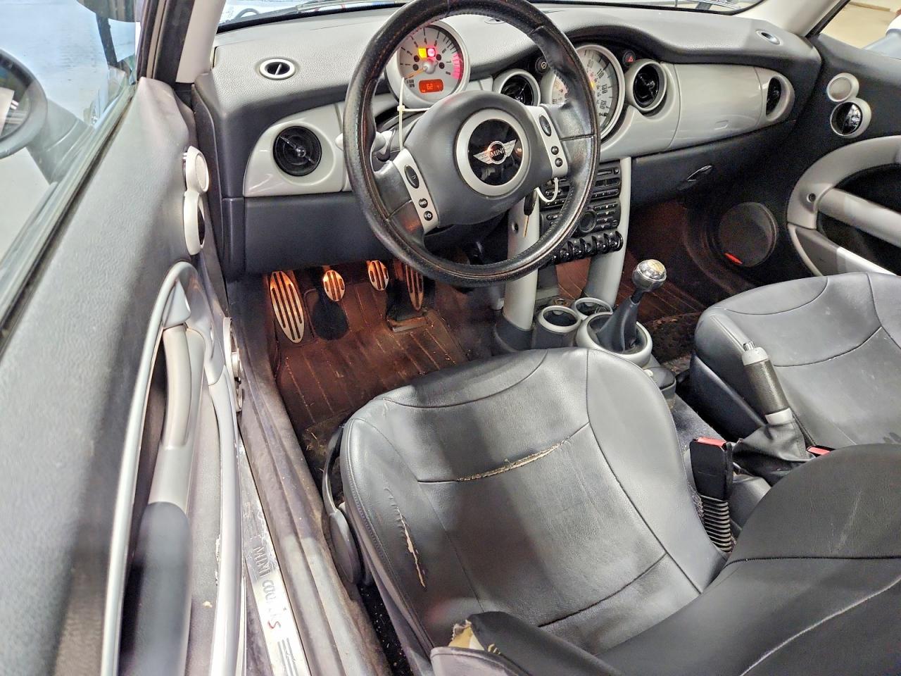 2003 MINI COOPER