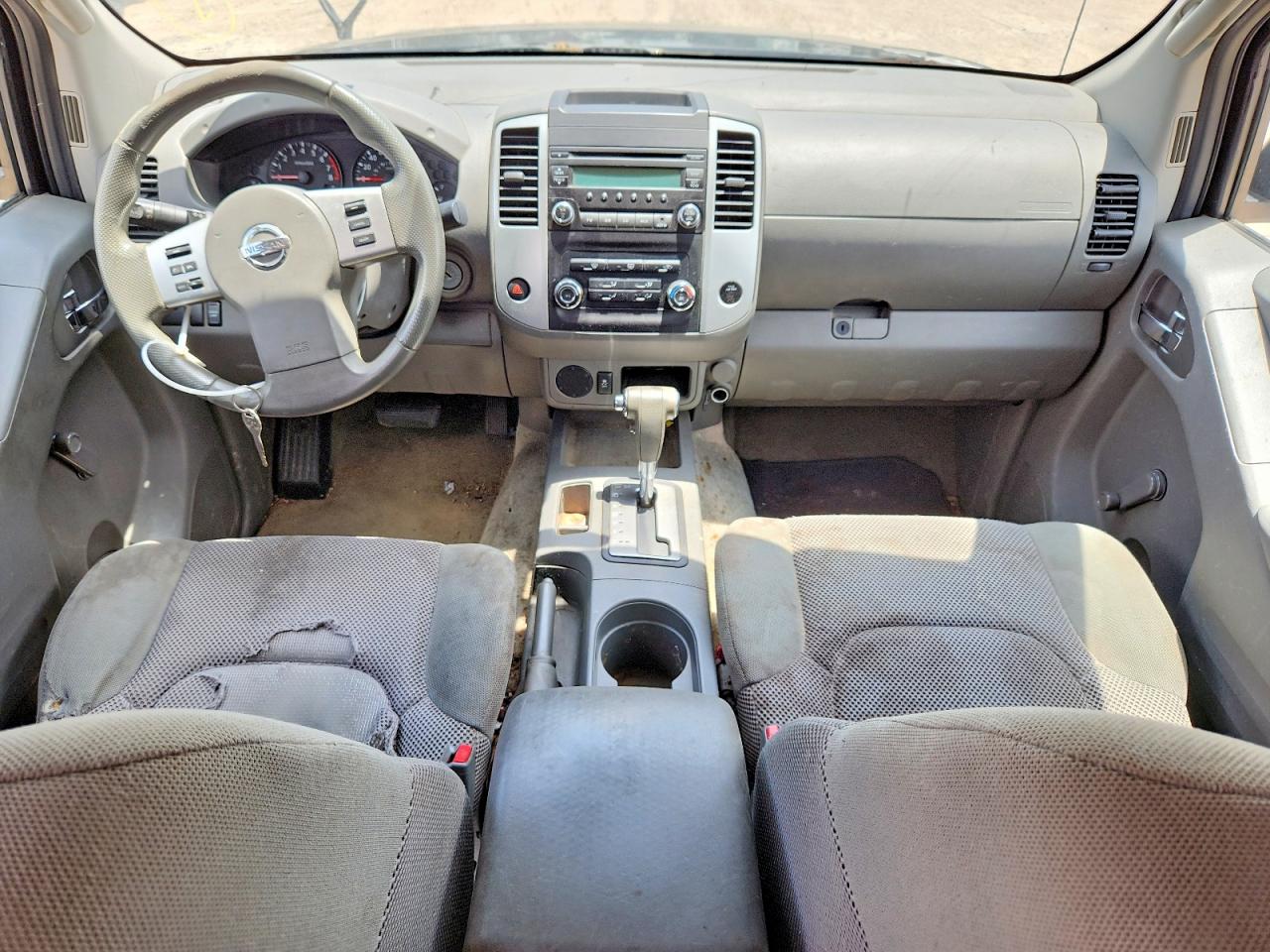2016 NISSAN FRONTIER