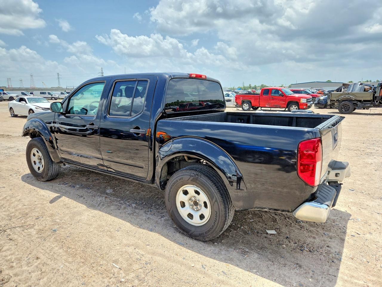 2016 NISSAN FRONTIER