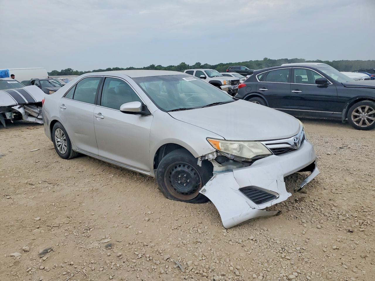 2012 TOYOTA CAMRY