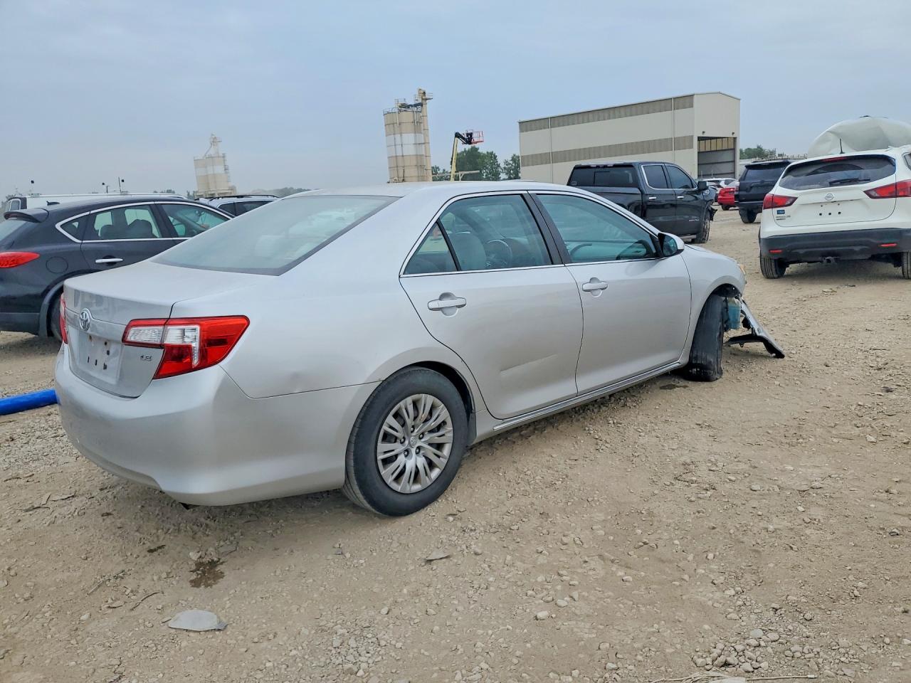 2012 TOYOTA CAMRY