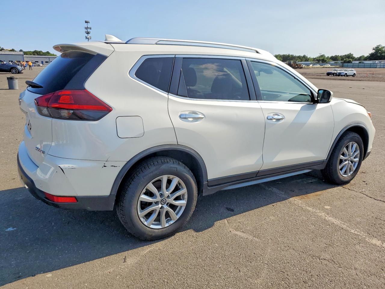 2019 NISSAN ROGUE