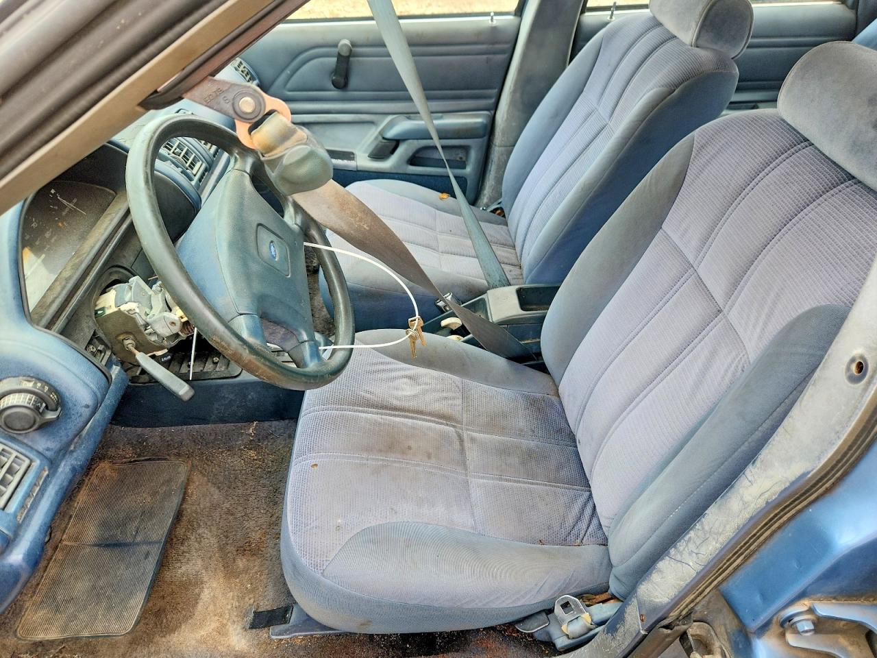 1990 FORD TEMPO